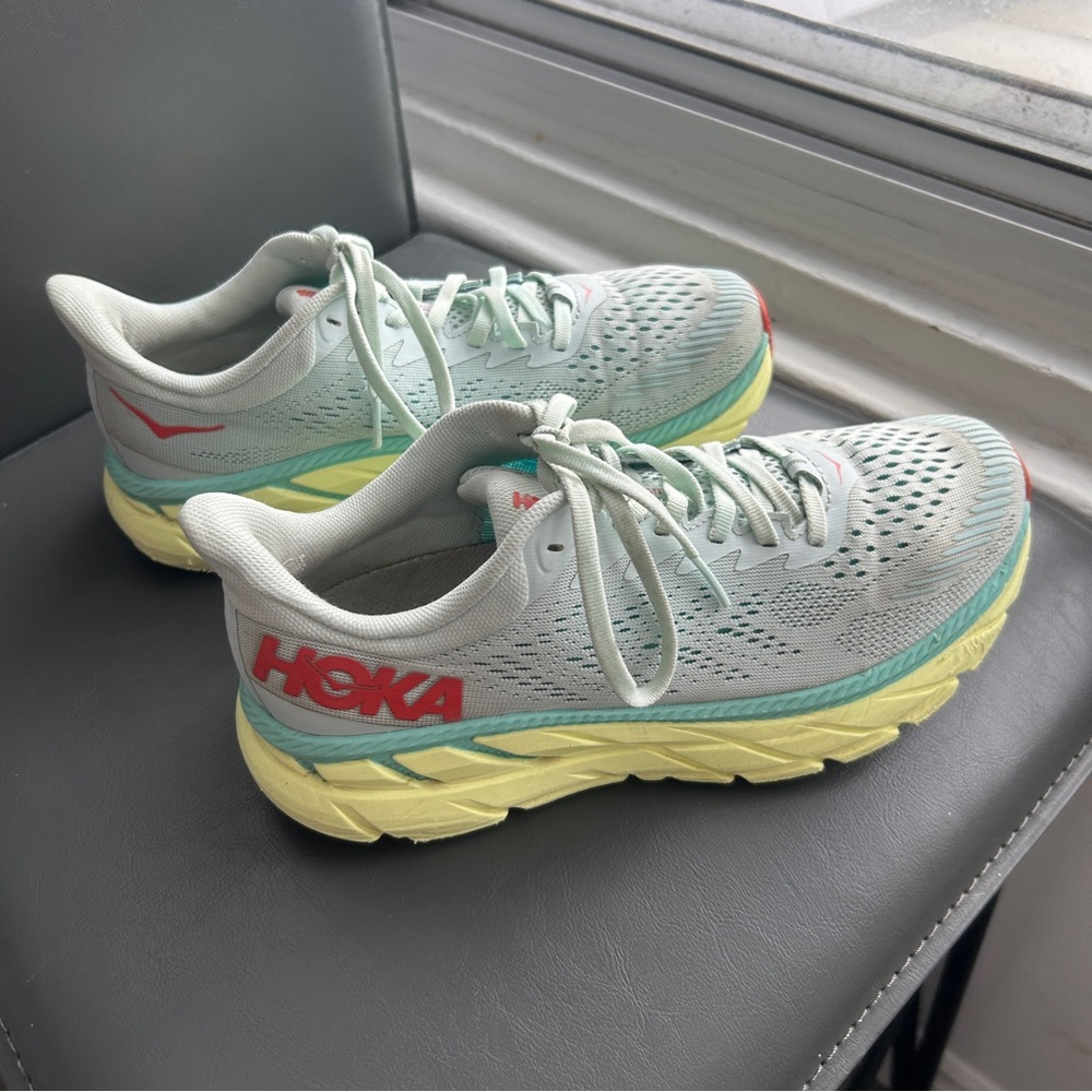 Hoka Clifton 7